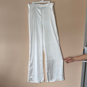 FASHION NOVA LUX Elegant White Women's Set